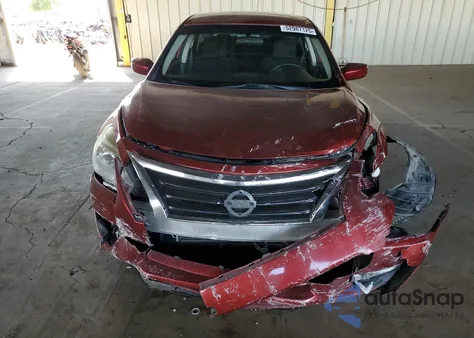 2015 Nissan Altima 2.5 из США, поврежденный, VIN 1N4AL3AP0FC183664